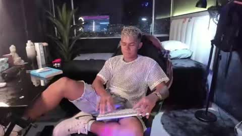 JACK CASTELL online show from July 25, 1:31 am