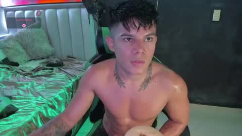 JACK CASTELL online show from August 4, 2:14 pm