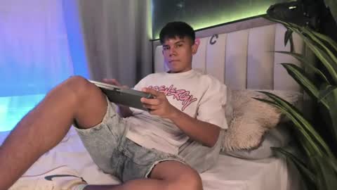 JACK CASTELL online show from August 11, 2:19 pm