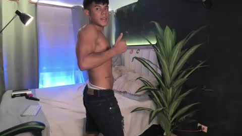 JACK CASTELL online show from August 11, 3:25 pm