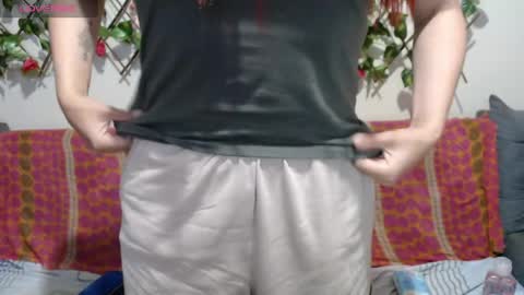 Jack and Emily online show from April 17, 1:23 am