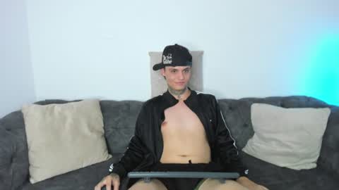 JackGriffin - tattoos online show from August 14, 6:44 pm