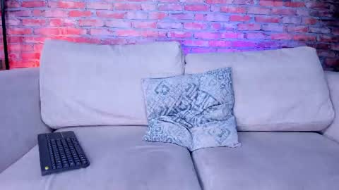 Andres   online show from August 2, 12:17 am