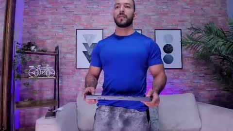 Andres   online show from August 6, 8:19 pm