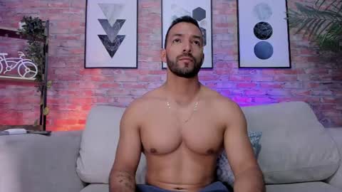 Andres   online show from August 13, 10:57 pm