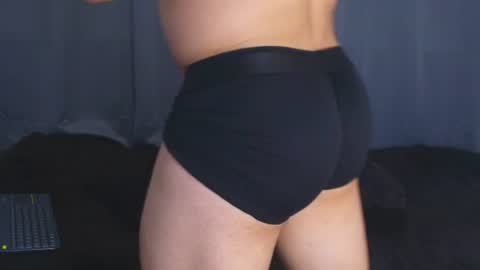 Jacke online show from August 10, 6:26 am