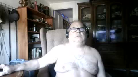 jackskillet_29 online show from July 24, 8:01 pm