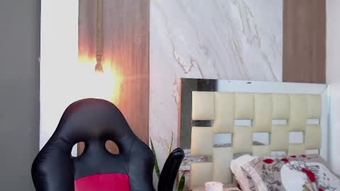 JAKSON online show from August 13, 6:49 am