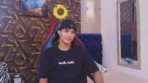 JAKSON online show from August 17, 6:40 am