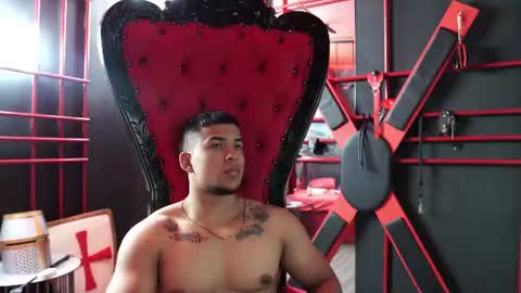 jacksonbell9 online show from July 29, 6:48 pm