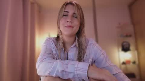 Linda Sofia online show from June 26, 2:04 am