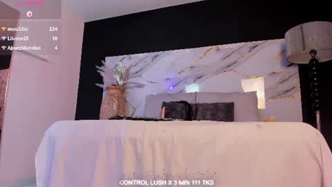 jacky_wolf1 online show from August 2, 4:25 pm