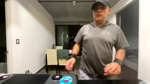 jacob50210 online show from July 17, 6:35 am