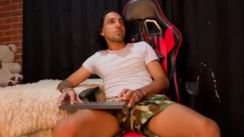 jacob_633 online show from August 4, 3:36 am