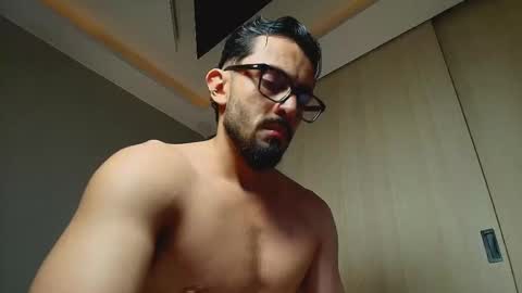 jacob__adams online show from March 27, 4:05 am