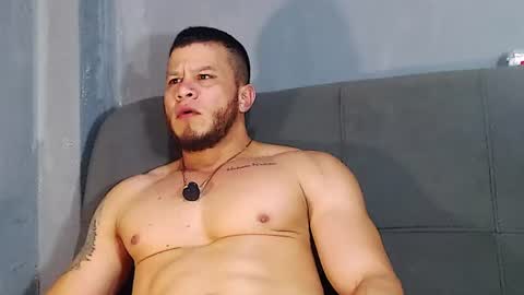 jacob_black1806 online show from July 28, 3:23 am