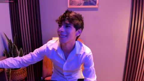 jacob_colliins online show from August 8, 7:25 pm