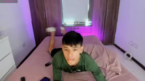jacob_colliins online show from August 13, 8:12 pm