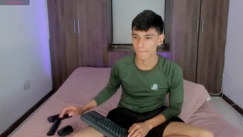 jacob_colliins online show from August 14, 12:36 am