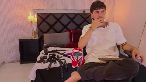 Jacob online show from August 14, 7:28 pm