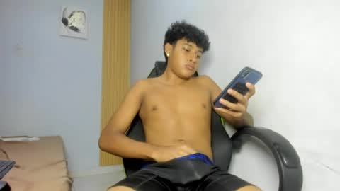 jacob_x21 online show from June 30, 9:05 pm