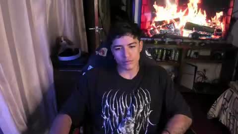 Jacobbakerr online show from August 17, 11:43 pm