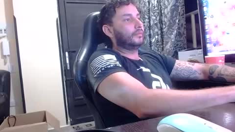 jacobkingd online show from August 9, 1:50 am