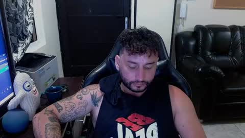 jacobkingd online show from August 18, 8:09 am