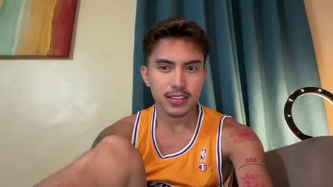 Jacob online show from August 4, 6:49 pm