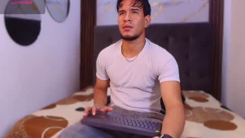 Jacob Wolf online show from August 7, 6:41 pm