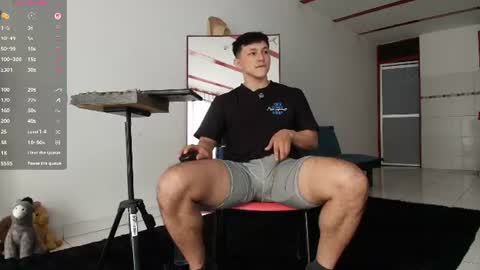 Jacke online show from August 5, 1:09 pm