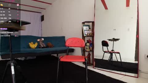 Jacke online show from August 14, 3:15 pm
