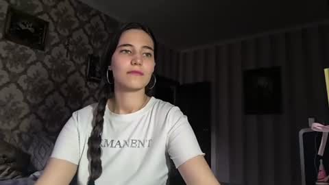 Lara online show from August 1, 11:27 am