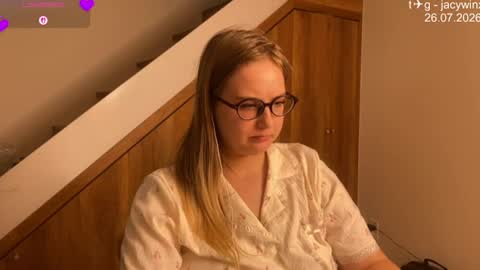jacywinslat online show from July 26, 7:46 am