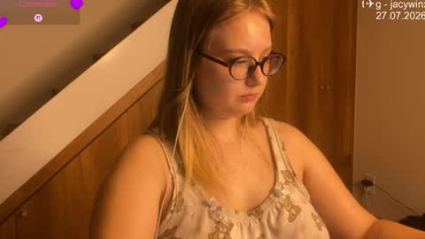 jacywinslat online show from July 27, 10:15 pm