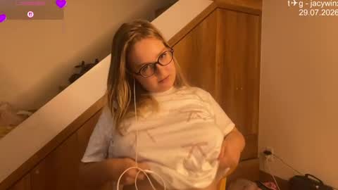 jacywinslat online show from July 29, 5:25 am