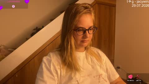 jacywinslat online show from July 29, 6:31 am