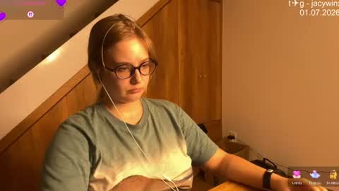 jacywinslat online show from August 1, 1:50 pm