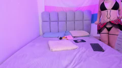 jade__weed online show from July 3, 9:50 pm