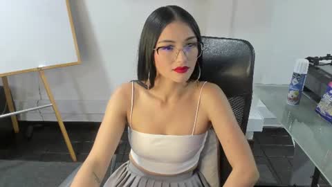 jade_connor online show from August 7, 12:43 am