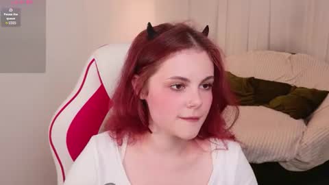 Erica 3 online show from August 4, 2:58 pm