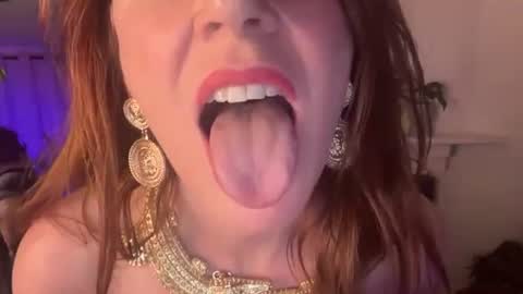 Jade Slade online show from August 7, 6:24 am