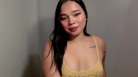 jade_suck online show from August 10, 7:43 am