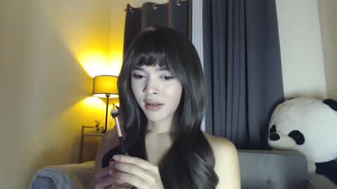 NewModel online show from February 27, 4:04 pm