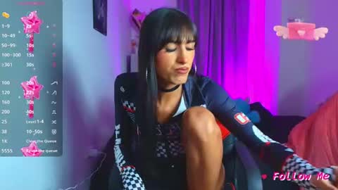 Jade Benett online show from July 15, 6:58 am