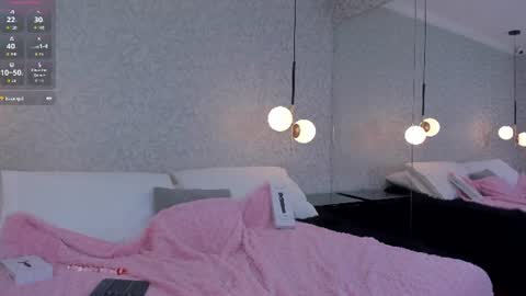 JADEE ANGELS online show from June 17, 4:28 pm