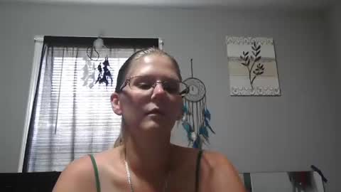 JadeLuv online show from July 27, 5:40 pm