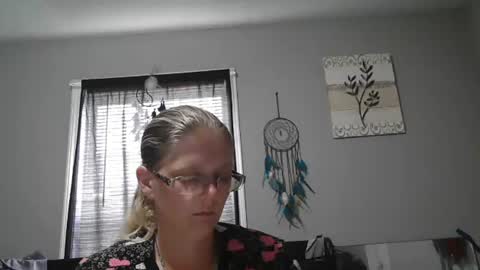 JadeLuv online show from July 29, 5:20 pm