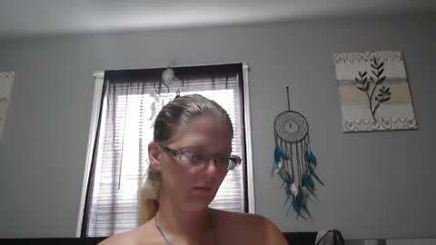 JadeLuv online show from August 2, 4:36 pm