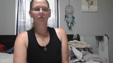 JadeLuv online show from August 5, 5:22 pm